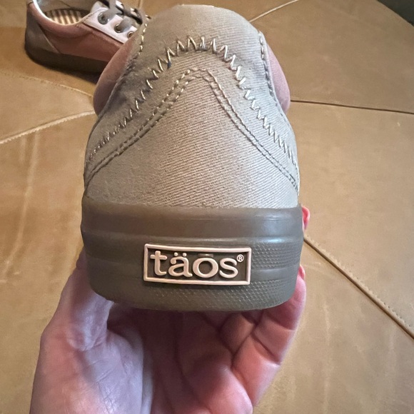 Taos canvas shoes - Picture 5 of 6